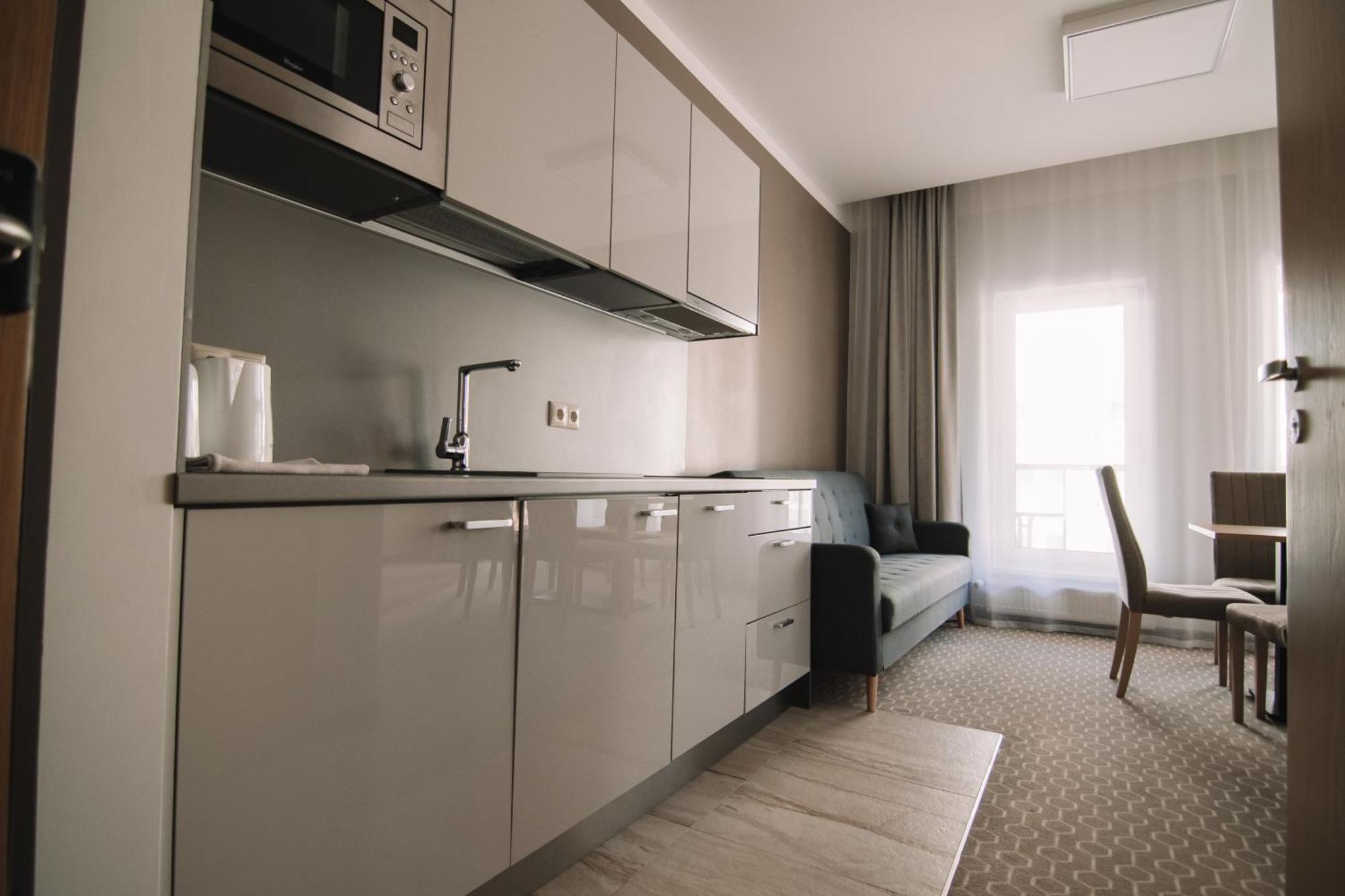 Merepargi Aparthotel & Cafe Narva-Jõesuu Rom bilde